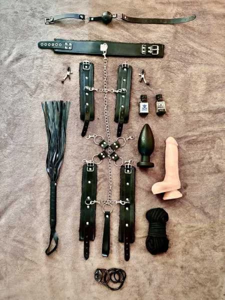 Photo 3 of ADRIANA 647-487-6577